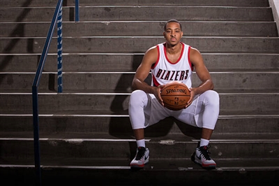 CJ McCollum Poster 3424319
