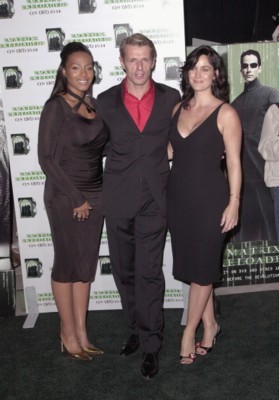Carrie Anne Moss Poster 1256875