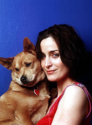 Carrie Anne Moss Poster 2057653