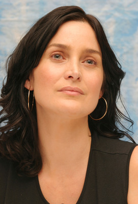 Carrie Anne Moss Poster 2276688