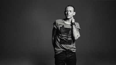 Chester Bennington Poster 2719090