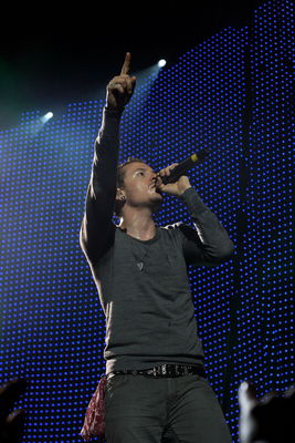 Chester Bennington Poster 2719113