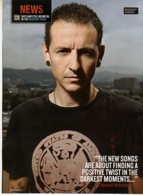 Chester Bennington Poster 2719138