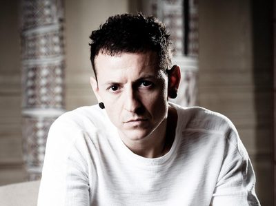 Chester Bennington Poster 2719149