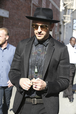 Chester Bennington Poster 2719150