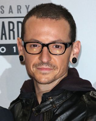 Chester Bennington Poster 2719171