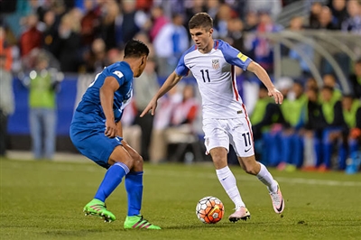 Christian Pulisic Poster 3703966