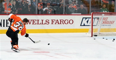 Claude Giroux Poster 3530291