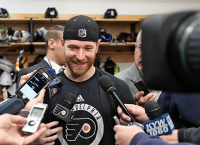 Claude Giroux Poster 3530418