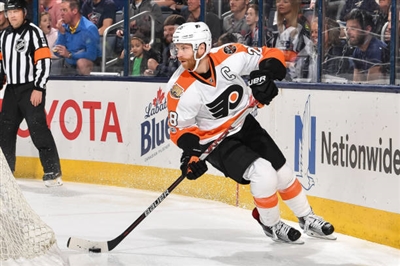 Claude Giroux Poster 3530442