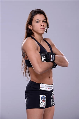 Claudia Gadelha Poster 3515096