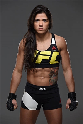 Claudia Gadelha Poster 3515110