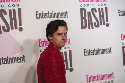 Cole Sprouse Poster 3717581