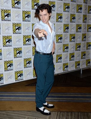 Cole Sprouse Poster 3717615
