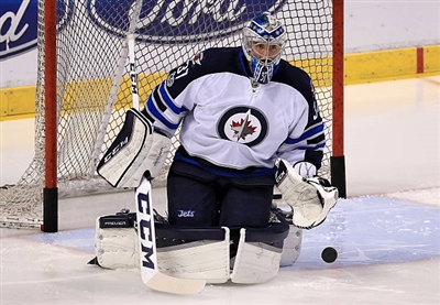 Connor Hellebuyck Poster 3530793