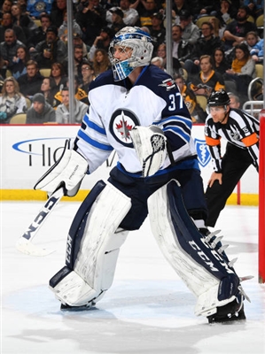 Connor Hellebuyck Poster 3530843