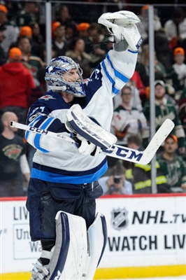 Connor Hellebuyck Poster 3530859
