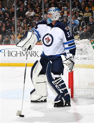 Connor Hellebuyck Poster 3530903