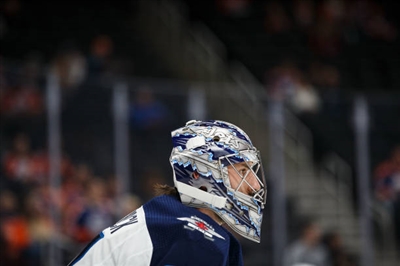 Connor Hellebuyck Poster 3530915