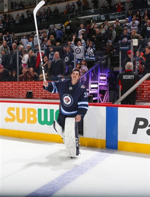 Connor Hellebuyck Poster 3530937