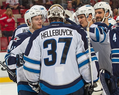Connor Hellebuyck Poster 3530941