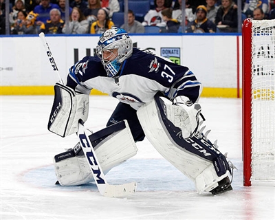 Connor Hellebuyck Poster 3530954