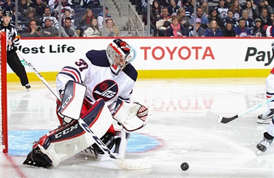 Connor Hellebuyck Poster 3530962