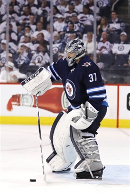 Connor Hellebuyck Poster 3531005