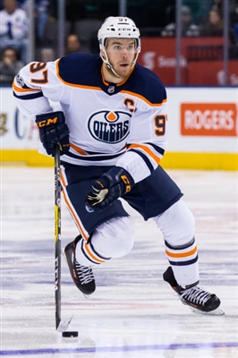 Connor Mcdavid Poster 3525651