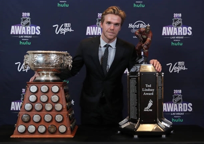 Connor Mcdavid Poster 3525665