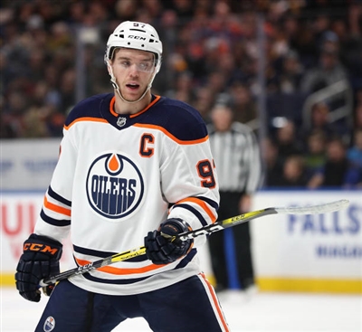 Connor Mcdavid Poster 3525708