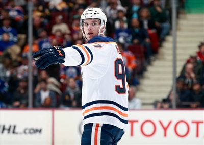 Connor Mcdavid Poster 3525711