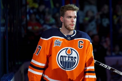 Connor Mcdavid Poster 3525750