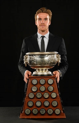 Connor Mcdavid Poster 3525804