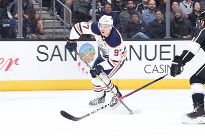 Connor Mcdavid Poster 3525810