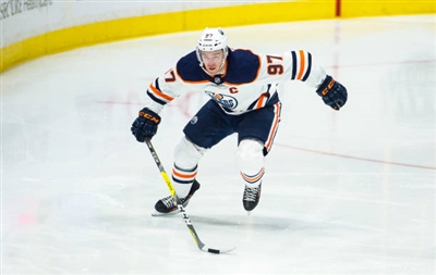 Connor Mcdavid Poster 3525812