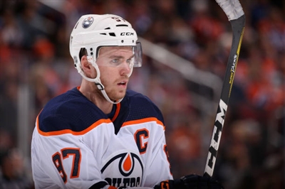 Connor Mcdavid Poster 3525818