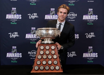 Connor Mcdavid Poster 3525840