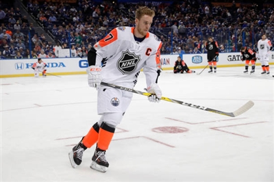 Connor Mcdavid Poster 3525860