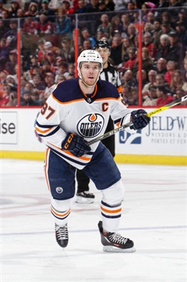 Connor Mcdavid Poster 3525876