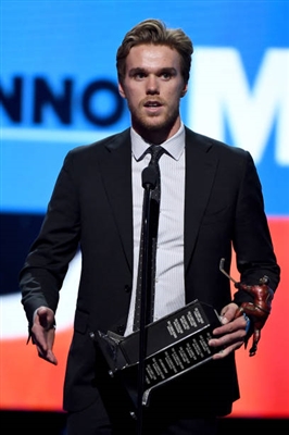 Connor Mcdavid Poster 3525929