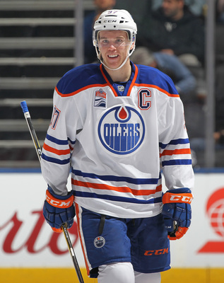 Connor Mcdavid Poster 3963013