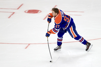 Connor Mcdavid Poster 3963022