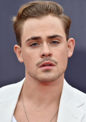 Dacre Montgomery Poster 3317724