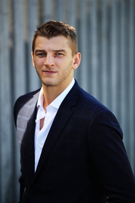 Dan Hooker Poster 3516186