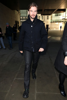 Dan Stevens Poster 2697156