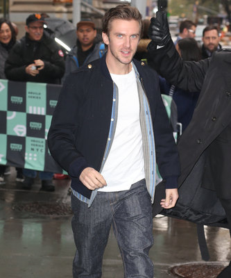 Dan Stevens Poster 2849557
