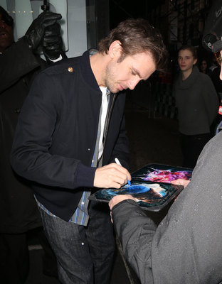 Dan Stevens Poster 2849560