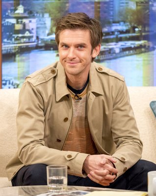 Dan Stevens Poster 2906339