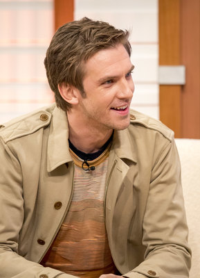 Dan Stevens Poster 2906387